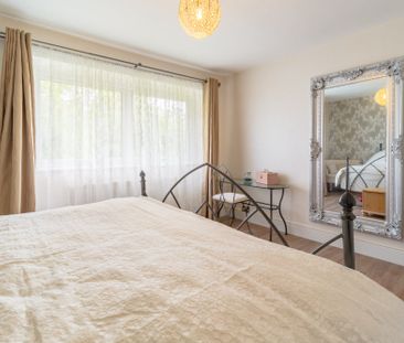 2 Bedroom Flat/Apartment to rent - Photo 4