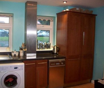 3 bedroom townhouse to rent - Photo 4