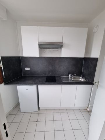 Location Appartement 1 pièce 27m² LILLE 59800 - Photo 3