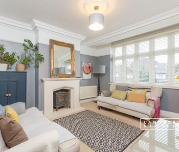 4 bedroom semi-detached house to rent - Photo 2