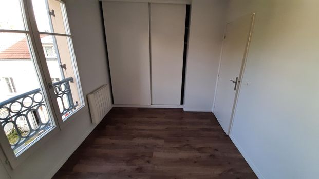 location Appartement F3 DE 73.29m² À VERSAILLES - Photo 1