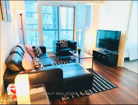 For Lease - 19 Grand Trunk Crescent Unit# 1909, Toronto, Ontario - Photo 4