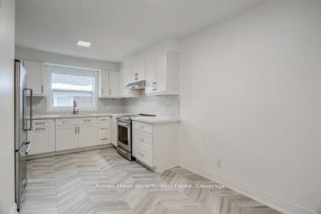 For Lease - 109 Stephen Drive Unit# 2, Toronto, Ontario - Photo 2