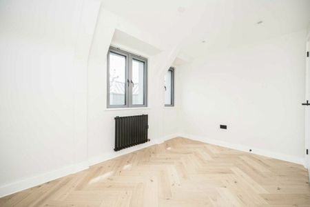 Wharf Place, Broadway Market, E2 - Photo 3