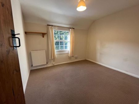2 bedroom terraced house to rent - Photo 2