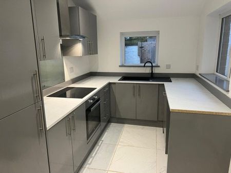 Holcombe Road, Greenmount - Photo 3