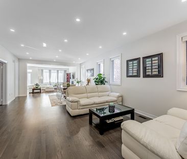 For Lease - 43 Starkweather Street, Aurora, Ontario - Photo 5