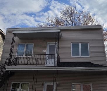 4 1/2 Rénové Laval-des-rapides - Photo 2