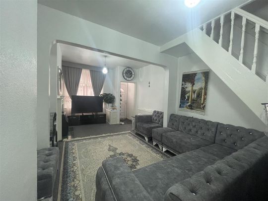 2 bedroom terraced house to rent - Photo 1