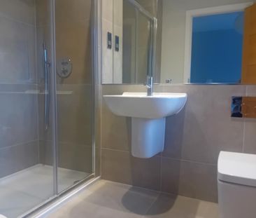 3 bedroom end of terrace house to rent - Photo 5