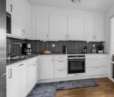 Borgarfjordsgatan, Kista - Photo 6