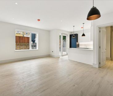 2 bedroom flat to rent - Photo 1