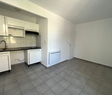 Location Appartement 1 pièce 25m² - Photo 2