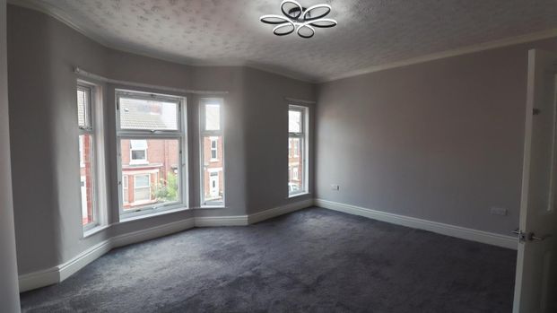 Buxton Avenue, Crewe - Photo 1