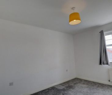 4 bedroom terraced house to rent - Photo 6