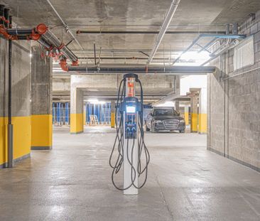 8125 Boul. St Laurent, Brossard, QC J4X - Photo 2