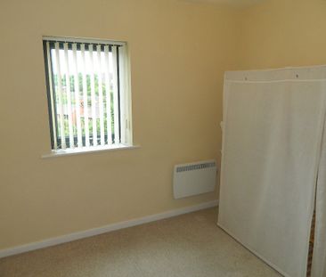 The Decks Runcorn Cheshire - Photo 5