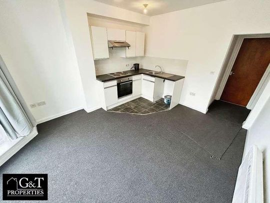 Flat, Comberton Terrace, Kidderminster, DY10 - Photo 1