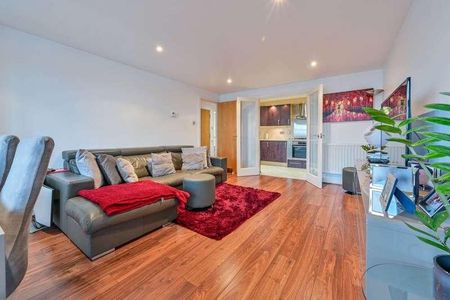 Charter Quay, Kingston, KT1 - Photo 2