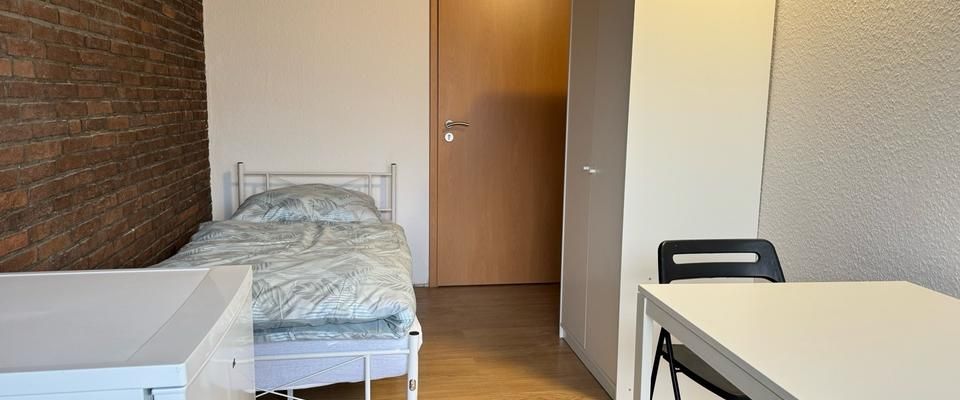 WG Zimmer in Böblingen für Jobcenter/Sozialamt ohne Kaution. !!!! - Photo 1