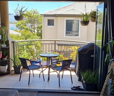 3-bedroom shared unit, U Smith Street - Photo 2