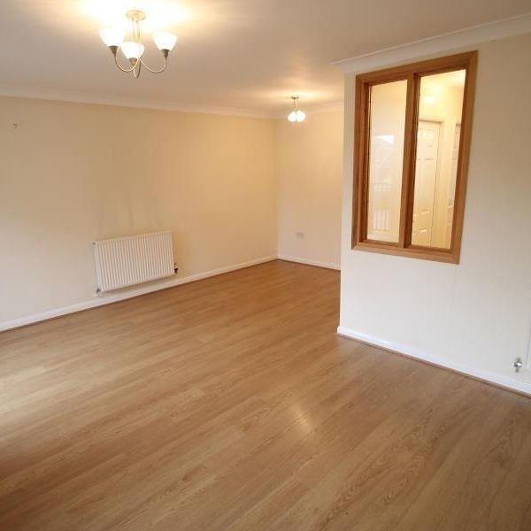 4 bedroom house to rent - Photo 1