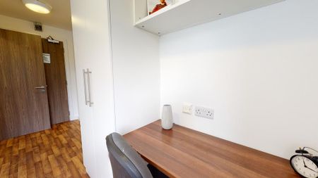 1 bedroom flat to rent - Photo 2