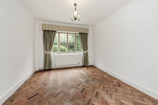 Edmunds Walk, Hampstead Garden Subburb, London N2 - Photo 1
