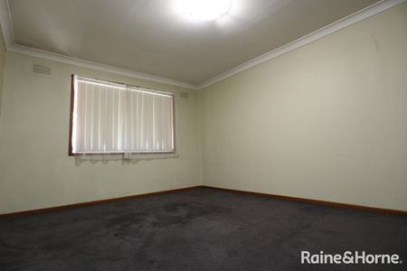 CENTRAL CHARM - Photo 3