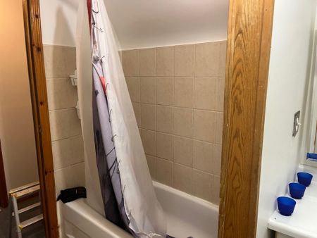 For Lease - 228 Kent Street Unit# 4, Kawartha Lakes, Ontario - Photo 5