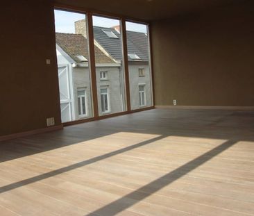 Appartement te huur - Photo 1