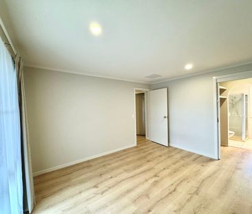 $740/W 5 Bed 2 BathRenovated Family Home In Great Location - Photo 6