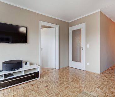 Beautiful large and modern furnished 1-room apartment - Photo 1