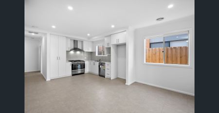 Stunning New Family Home - Photo 5