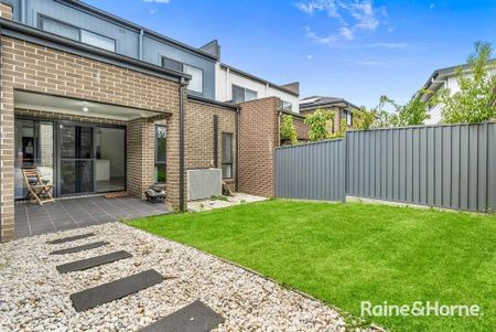 Modern Family Home in a Prime Bardia Location - Photo 2