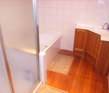 THREE BEDROOM HOME - Photo 6