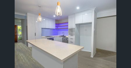 Your Mount Louisa Retreat-Space, Style & Serenity - With a Jacuzzi! - Photo 5