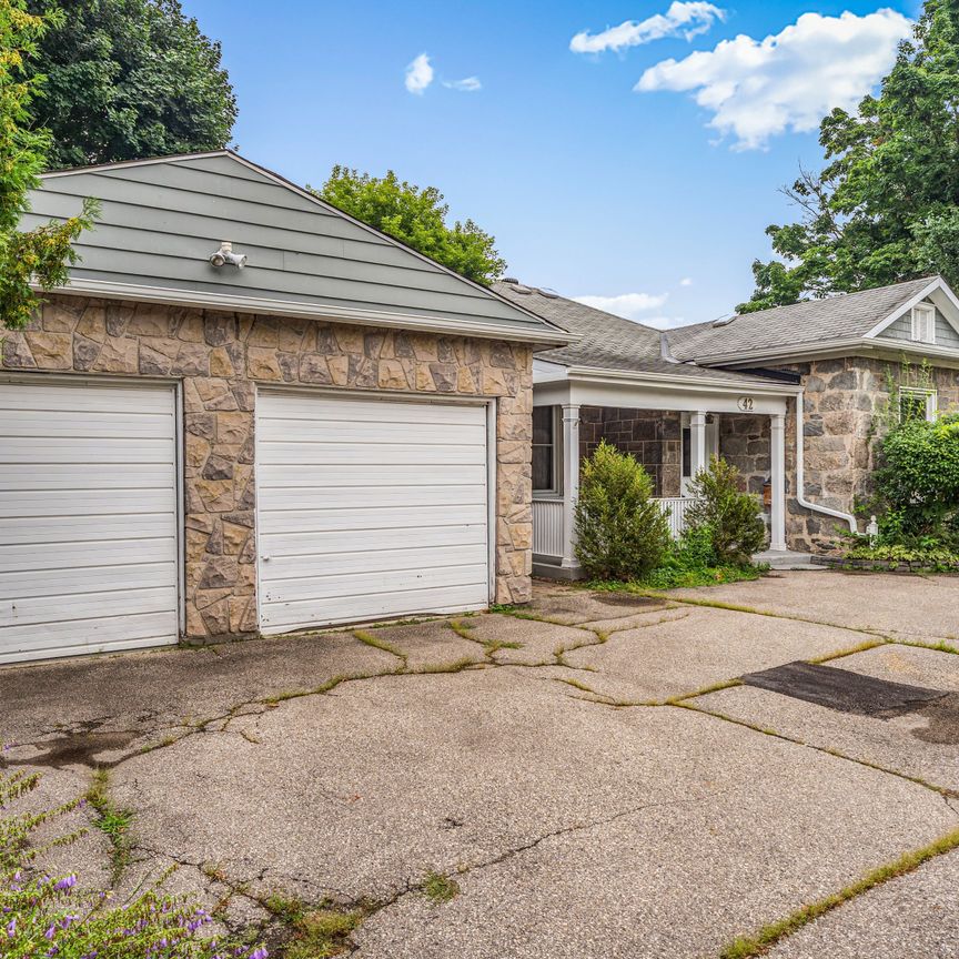 For Lease - 42 McNaughton Street, Cambridge, Ontario - Photo 1