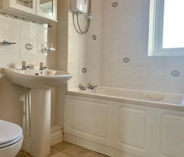 Charles Melrose Close - Photo 5