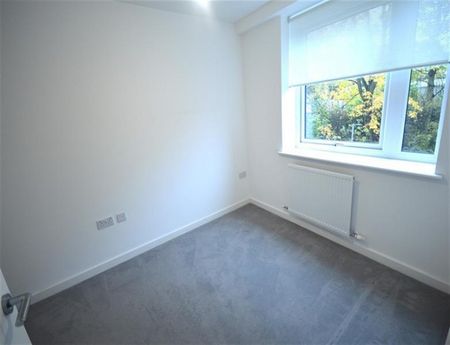1 Bedroom End Terrace To Let - Photo 2