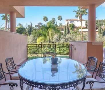 Alquiler de piso en Lugar Urbanizacion la Reserva de Marbella - Photo 2