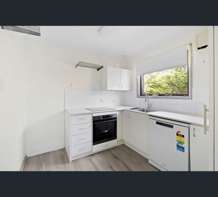 16/2 Whipbird Avenue, Ingleburn, NSW 2565 - Photo 5