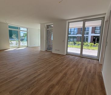 Sonnige Erdgeschosswohnung am Norder Tor mit großer Terrasse zur Mi... - Photo 3