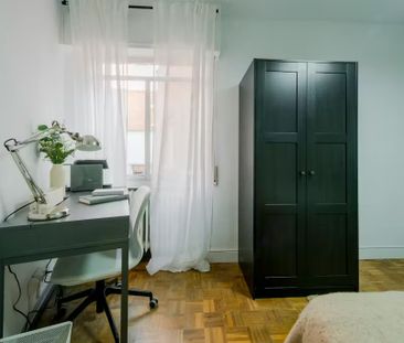 Calle de Leñeros, Madrid, Community of Madrid 28039 - Photo 3