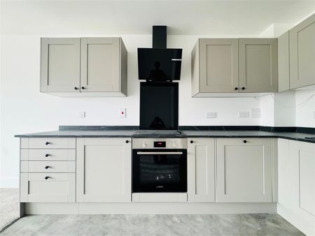 Flat 36, 3 Martin Court, Hastings, TN34 1DY - Photo 3