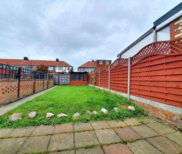 Oaklands Avenue, N9 - Photo 2