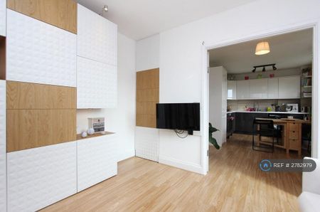1 bedroom flat to rent - Photo 3
