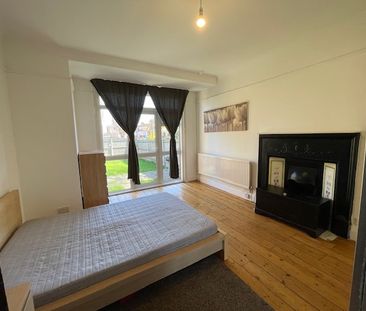 Eastfields Road, Ealing, London, W3 - Photo 4