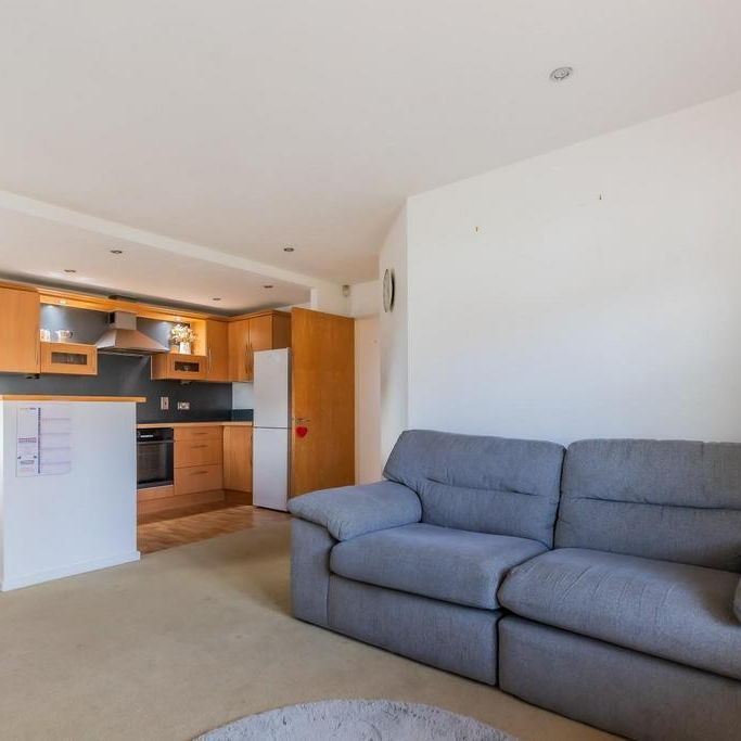 2 bedroom house to rent - Photo 1