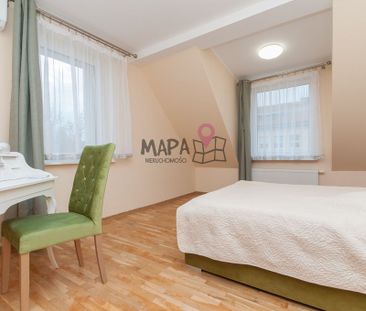 PIĘTRO DOMU, BEZCZYNSZOWE Z GARAŻEM NA POGODNIE - Photo 1